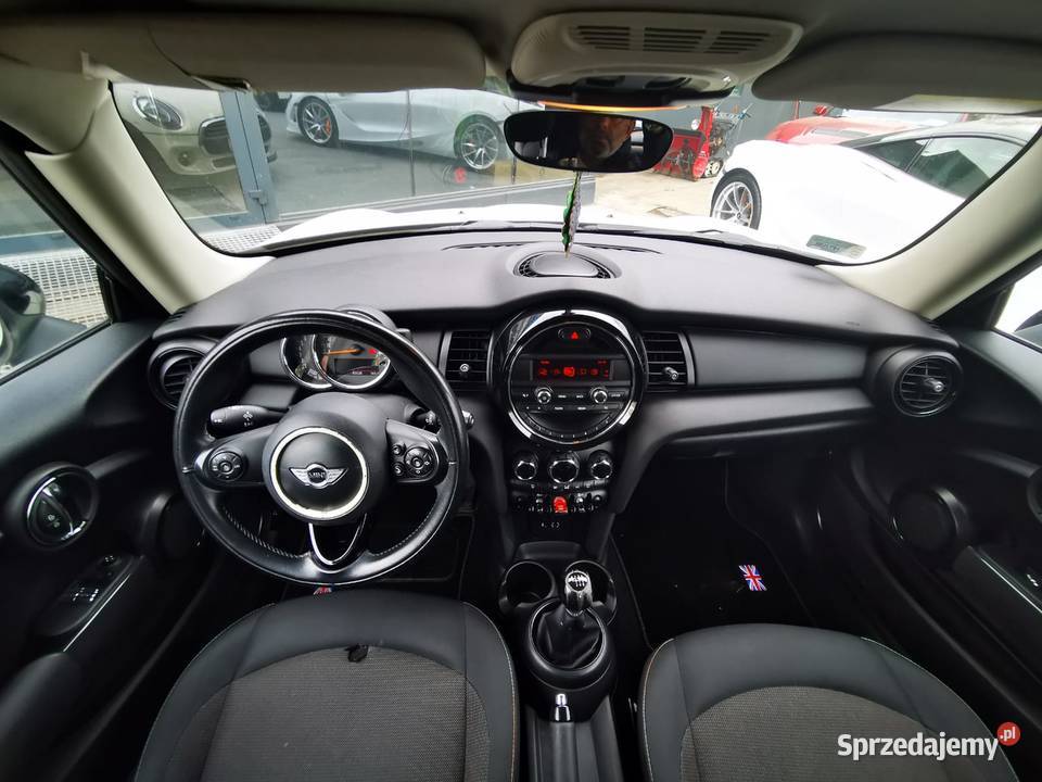 F56 Hatchback 12 102 Manual Przebieg 83816 manualna Warszawa