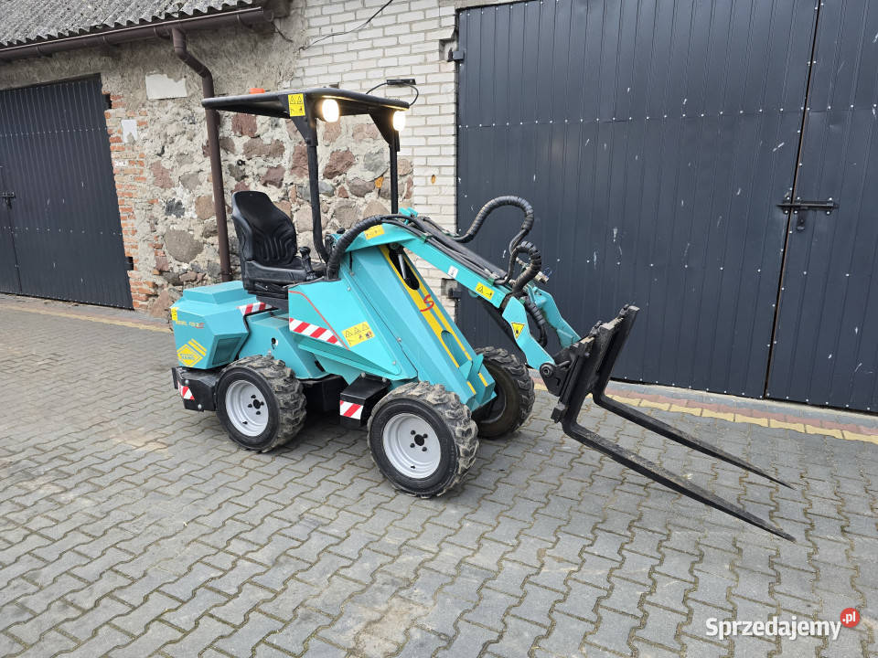 Mini ładowarka teleskopowa VANO DIESEL 120 DS Włosty