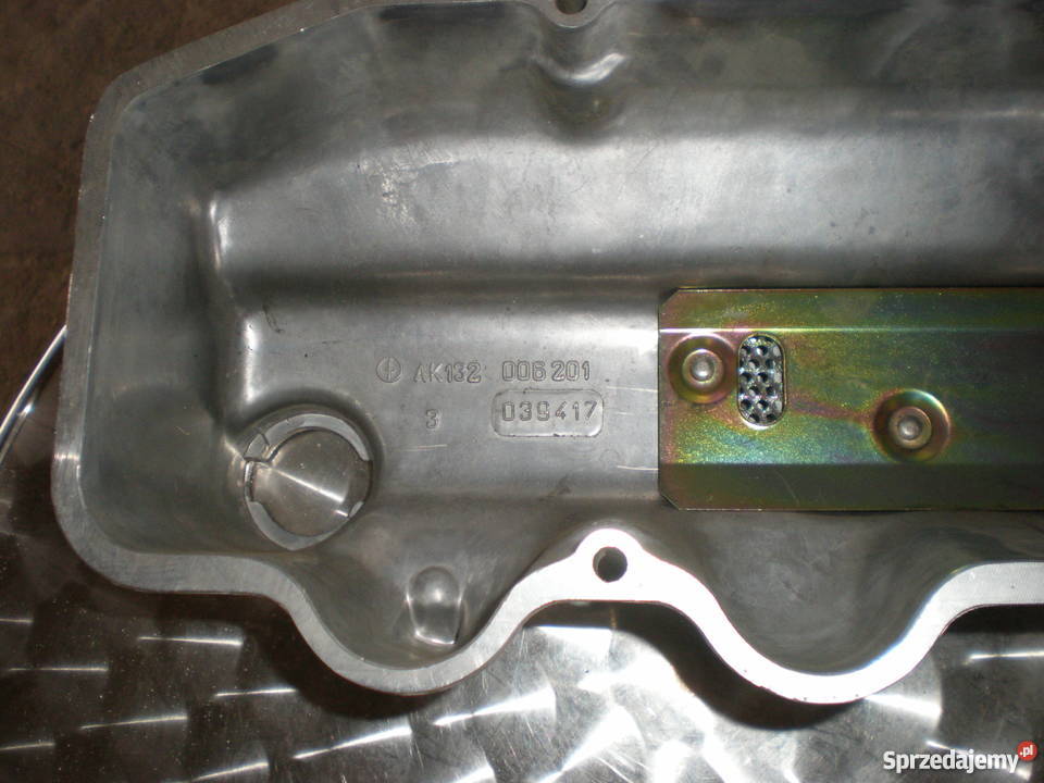Pokrywa zaworówNowa Fiat 125 pPolonez Borewicz Lipiany