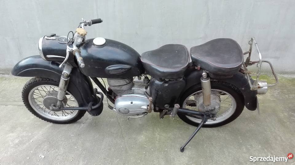 MZ es2501 jaskolka bagażnik