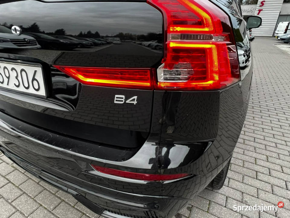 Volvo XC 60 Panorama HarmanKardon HUD II 2017 wspomaganie kierownicy Baranowo