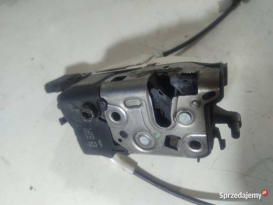 ZAMEK DRZWI PRAWY PRZÓD 6 PIN PEUGEOT 308 567153