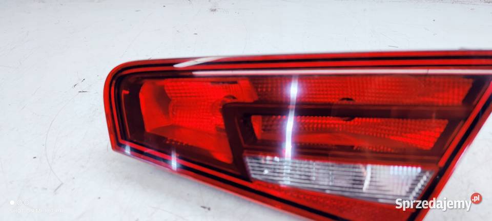LAMPA PRAWY TYŁ W KLAPĘ AUDI A3 8V 3D 8V3945094 Lampy tylne Przystajń