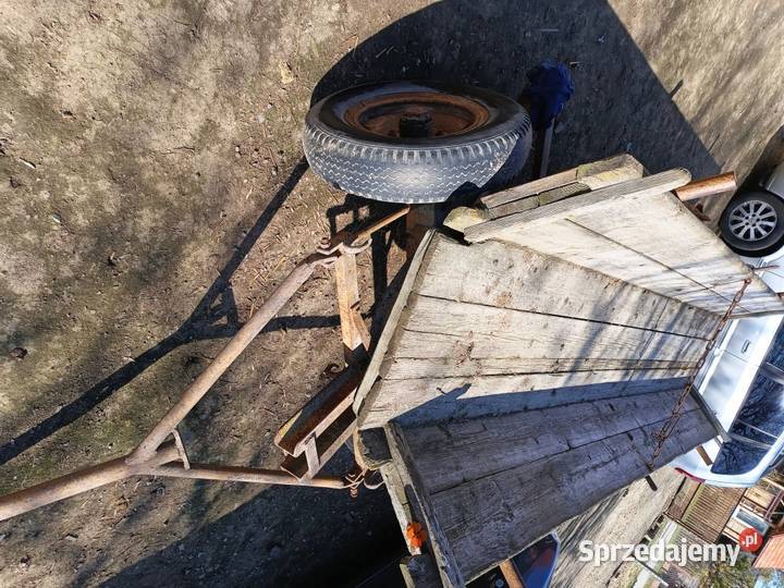 Wóz stalowodrewniany do ciągnika