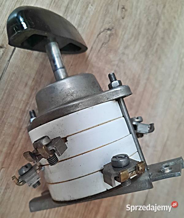 Wyłącznik tablicowy krzyżowy 25 A 250500V typ