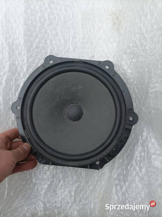 Audi Q8 głośnik