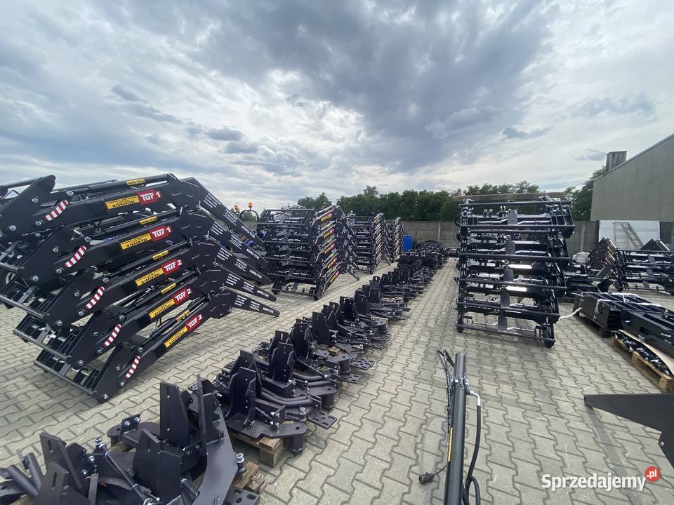 ŁADOWACZ CZOŁOWY C330T25 2 SEKCJE OŚWIĘCIM nieuszkodzony Oświęcim sprzedam