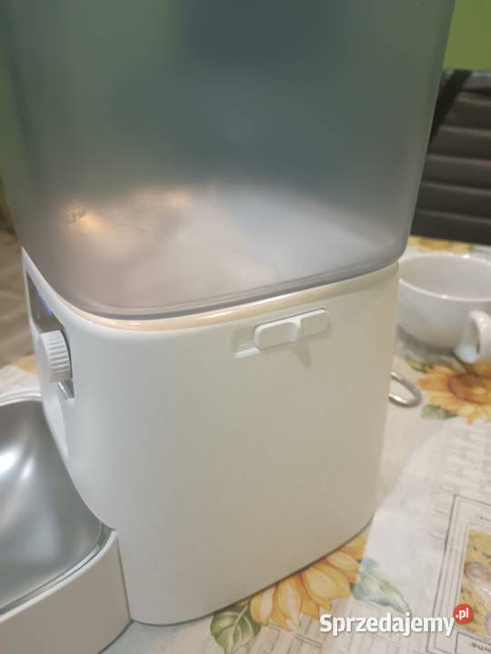 Dozownik na karme śląskie Parkoszowice sprzedam