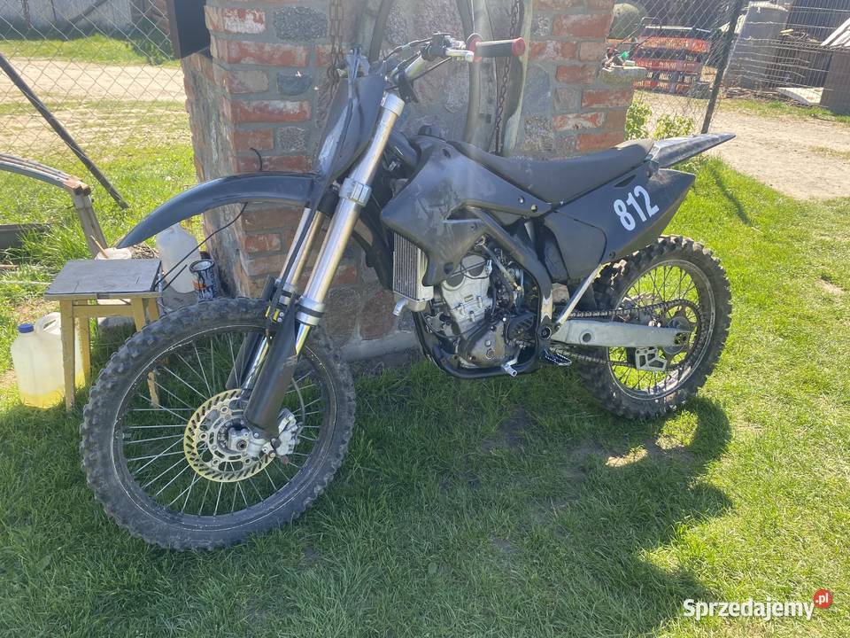 Sprzedam cross uszkodzony Stężyca