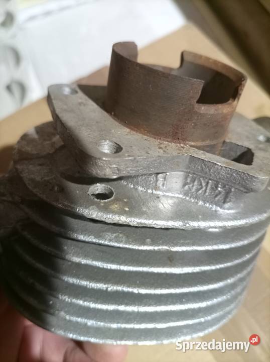 Cylinder komar nowy PRL Nowogród Bobrzański