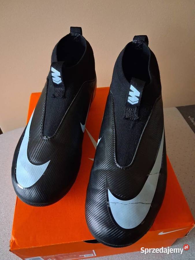 Nuty korki Nike 36 Sadki sprzedam