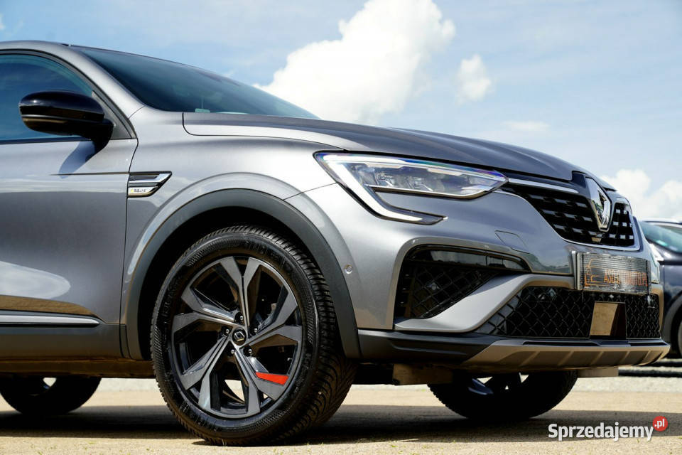 Renault Arkana RS line skora NAWI kamera BLIS SUV