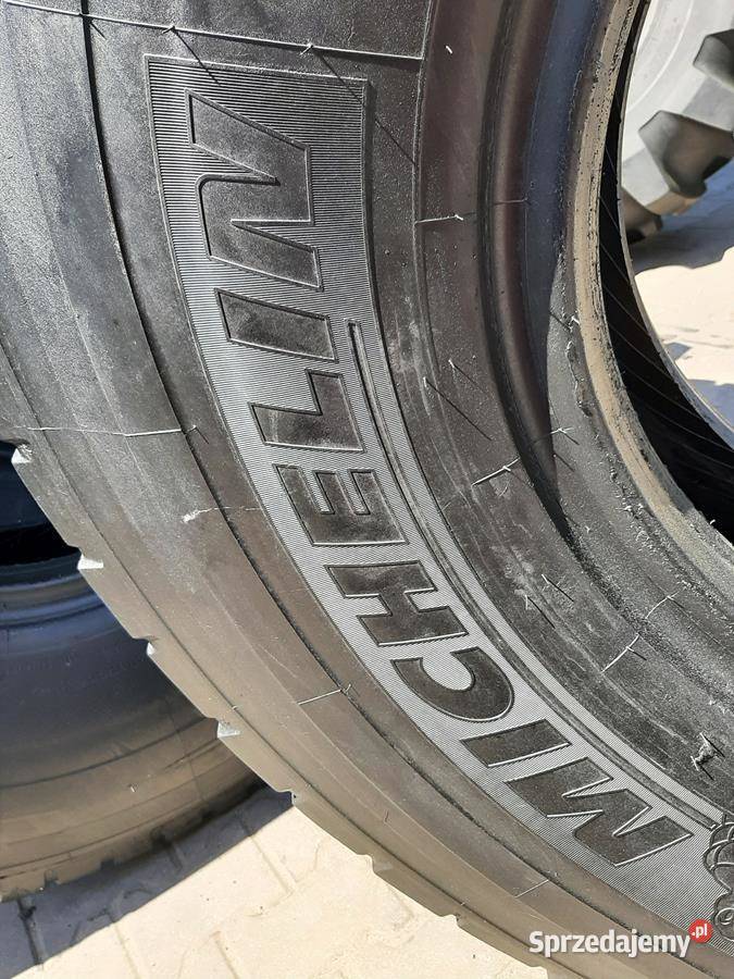 Opona używana przemysłowa 44595R25 MICHELIN Michelin Zaścianki sprzedam