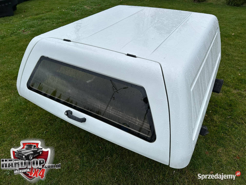 Zabudowa Hardtop Toyota Hilux 2016 Relingi na Pozostałe Pasłęk