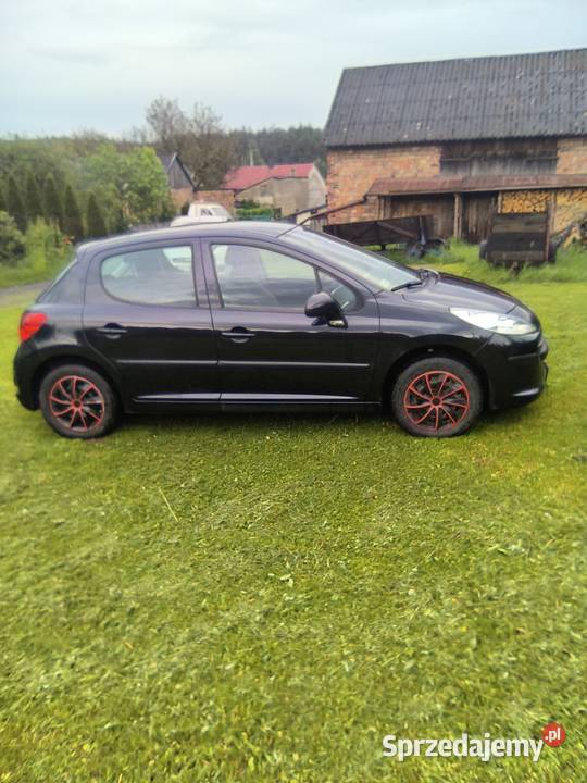 Peugeot 207 nieuszkodzony