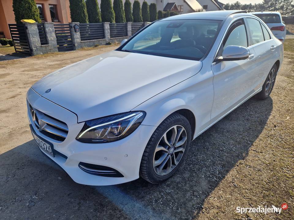 Sprzedam Mercedesa w 205 automatyczna Borowina