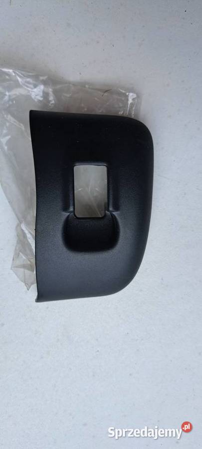 Nakładka przełącznika szyb przód prawy 715296614 osobowe Wyposażenie wnętrza Luzino