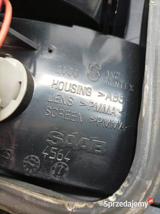 LAMPA TYŁ KOMPLET KOMBI Saab 95 I 19972009 osobowe