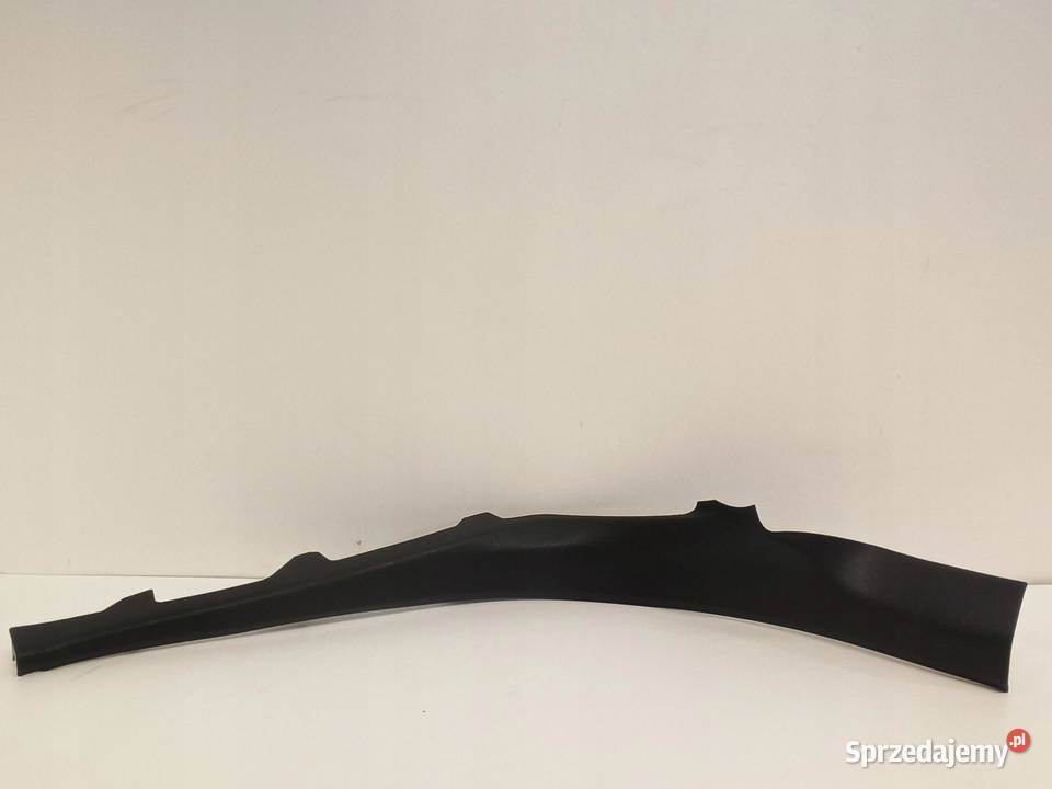 AUDI A4 B9 OSŁONA PROGU SŁUPKA PRAWA 8W0867768