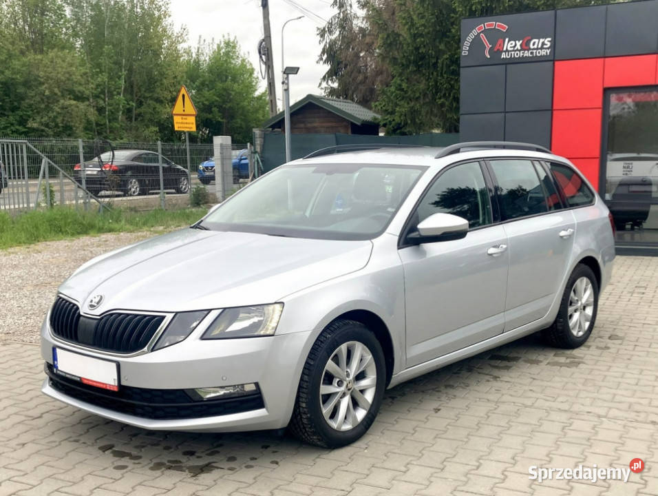 koda Octavia Salon Polska Bezwypadkowy III 2013 115KM Octavia Konstancin-Jeziorna