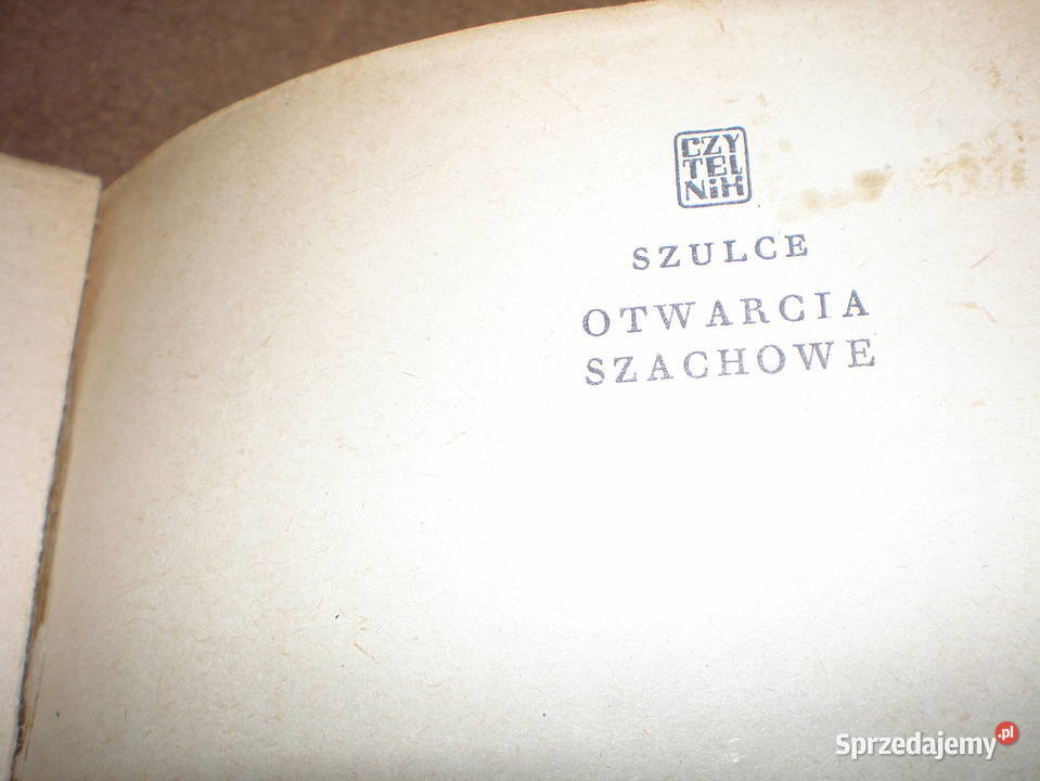 Sprzedam książkę otwarcie szachowe wydaną w 1955 Piekary Śląskie