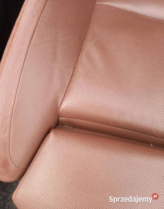 Komplet foteli fotele wnętrze komforty BMW F11 osobowe