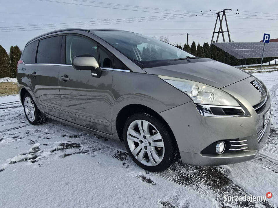 Peugeot 5008 20hdi NaviHeadUP7 FoteliPanorama