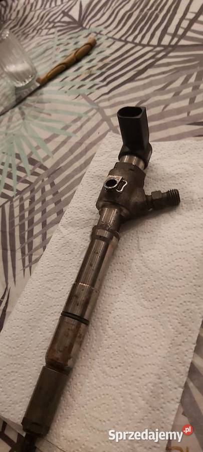 Wtryskiwacze touran golf 16d13r Lublin sprzedam