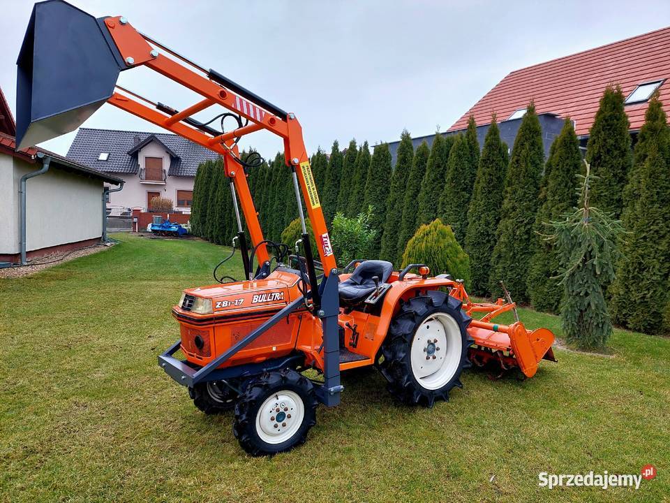 Traktorek Kubota 17 4x4 Oryginał ładowacz nieuszkodzony Góra sprzedam