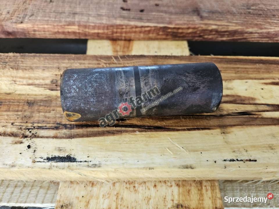 Sworzeń siłownika FWD Massey Ferguson 8660 8730 Byków sprzedam