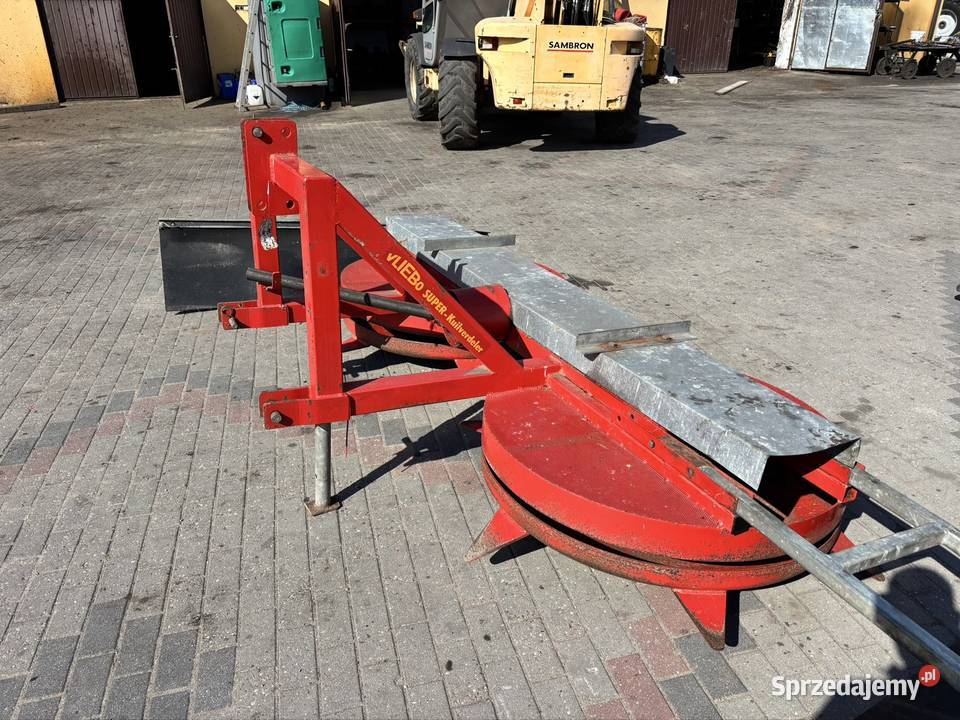 Równiarka rozbijak do pryzm Vliebo 2 wirnikowy Myszyniec