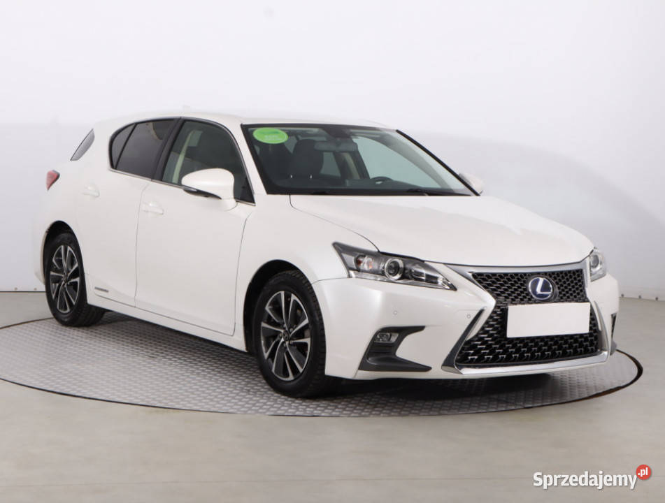 Lexus CT 200h nieuszkodzony Piaseczno sprzedam