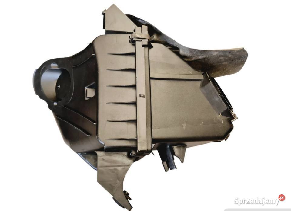 OBUDOWA FILTRA POWIETRZA VW PASSAT B5 PRZEDLIFT osobowe Działoszyce