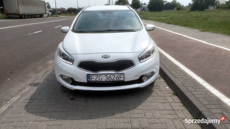 KIA CEED II 16 CRDi 128 KOMBI 2015 DIESEL manualna