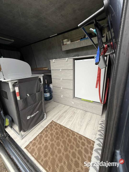 Kamperbus 2012 r przebieg 120000 stan Kamionki Małe sprzedam