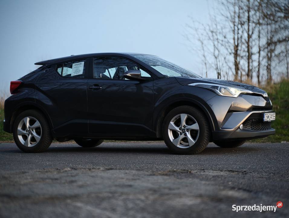 Toyota CHR radio Wałbrzych