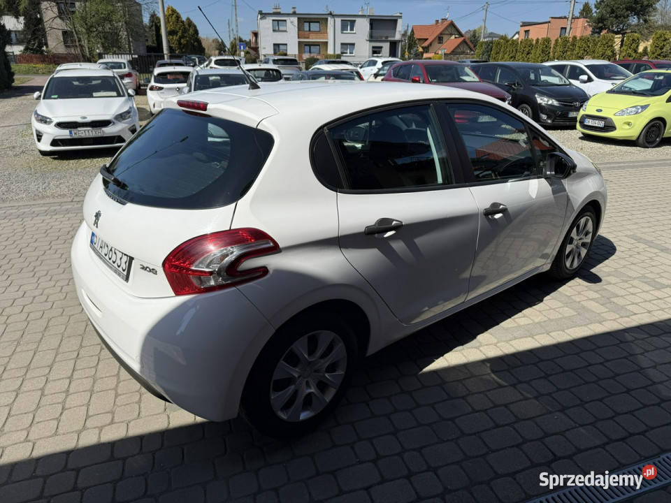Peugeot 208 14 HDi 68 Klimatyzacja Opony 208 Orzech sprzedam