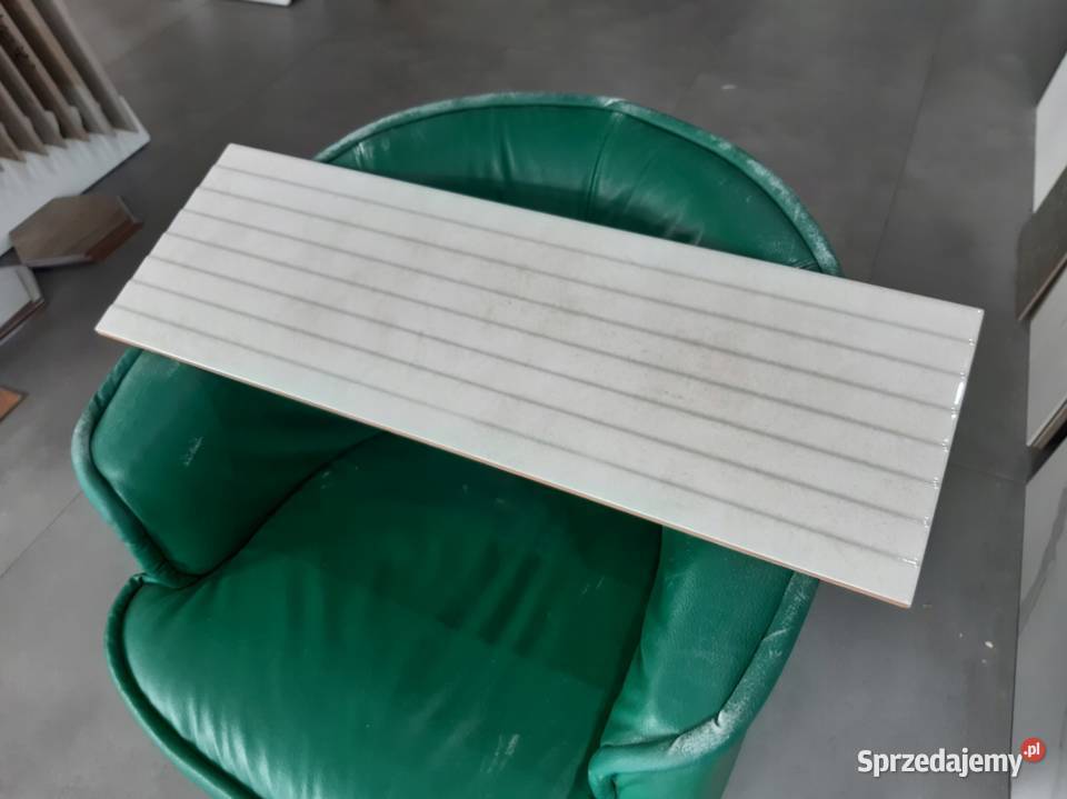 PŁYTKI ŚCIENNE OREGON CREAM RELIEF 25X75 GAT I Opoczno sprzedam