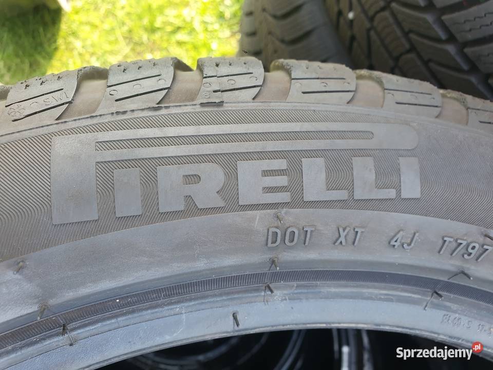 A04 Opony uzywane zimowe 2454518 Pirelli 245 Bąków