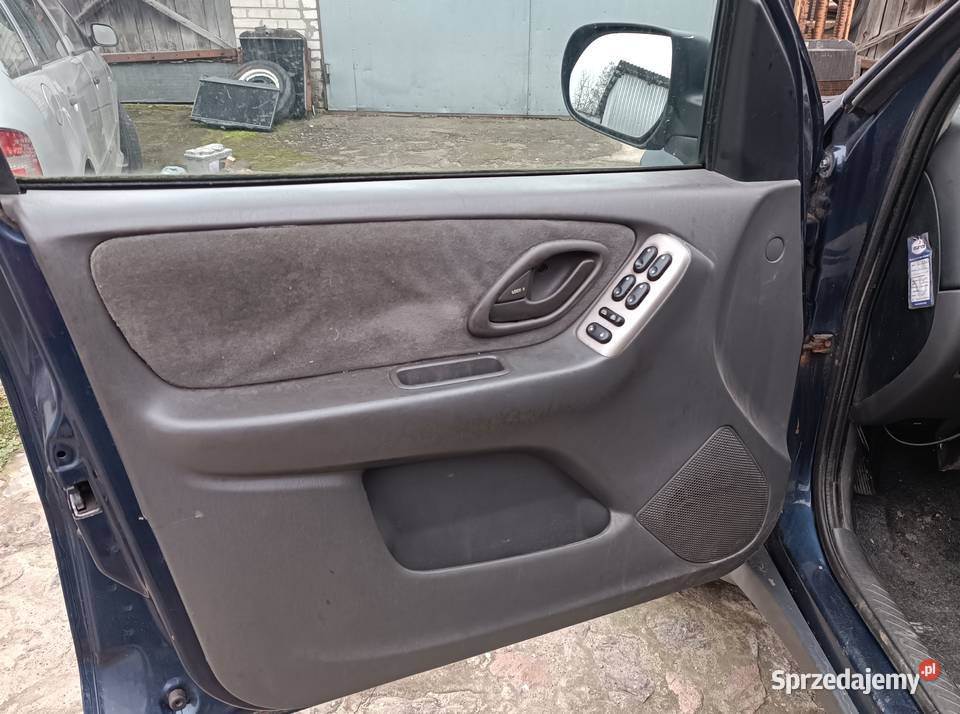 MAZDA TRIBUTE 4x4 zdrowa Tribute Osieck