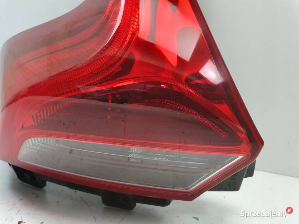 Volvo V40 II 1216r TYLNIA TYLNA LAMPA LEWA lewy Chełm