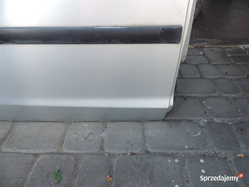 FORD FOCUS MK2 KOMBI DRZWI PRAWY TYŁ KOLOR 03 osobowe Nowy Sącz sprzedam