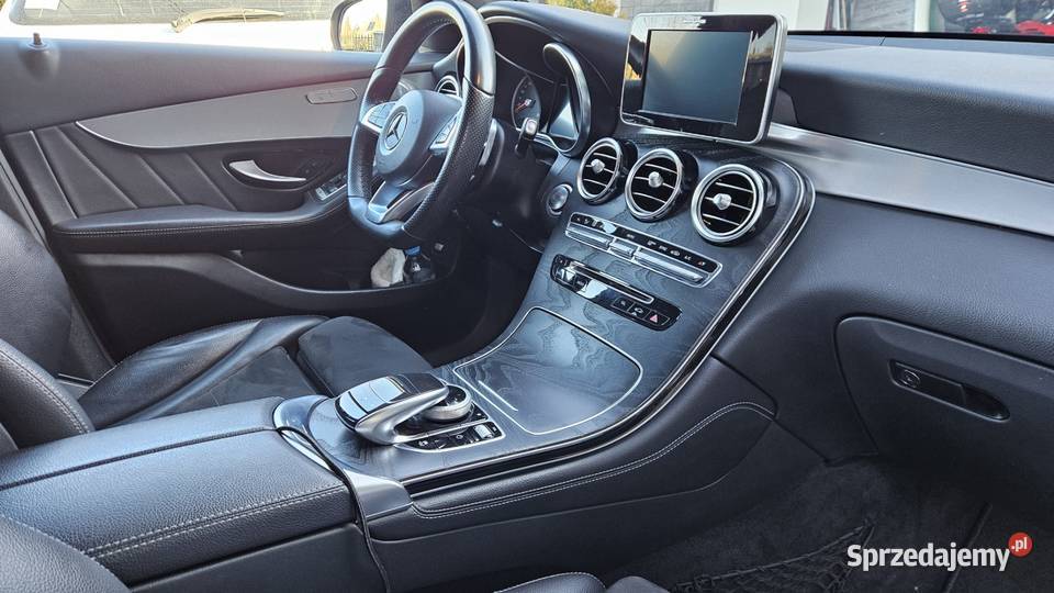Mercedes GLC 250 4matic Coupe AMG pakiet salon Rok produkcji 2018 Kęty