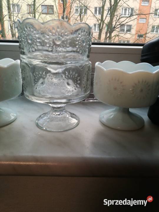 Pucharek stokrotka słoneczko prl