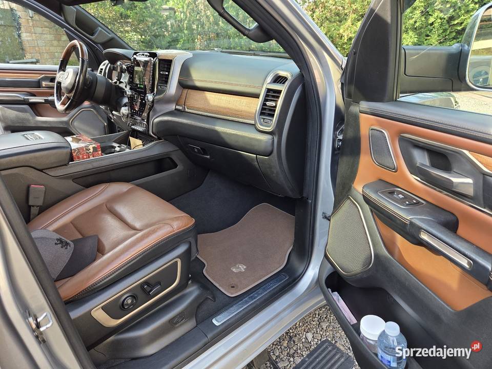 RAM 1500 LONGHORN 2019r 4x4 SUV Pickup Ledy ACC elektryczne lusterka Łańcut