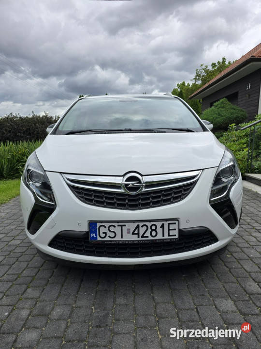 Opel Zafira Opel Zafira 99 C 2011 reflektory ksenonowe Rywałd