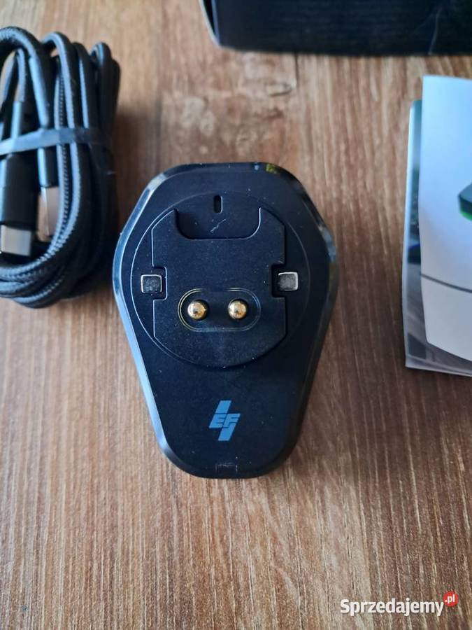 nowa ładowarka stacja dokująca do myszy Energy Klawiatury i myszy sprzedam