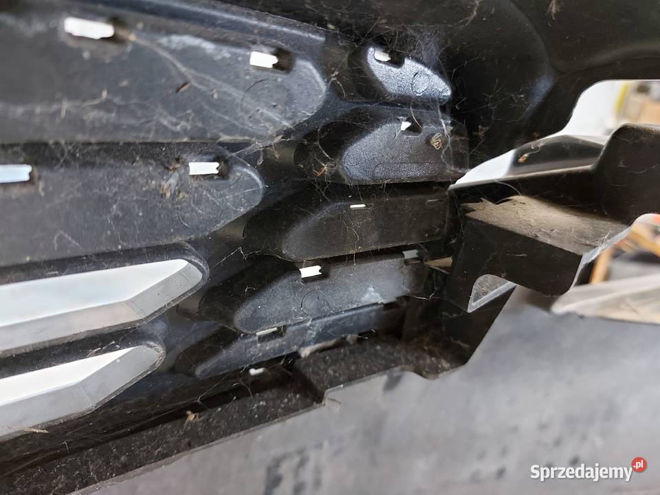 NISSAN QASHQAI 2 10r zderzak przód 62022BR10H świętokrzyskie Kielce