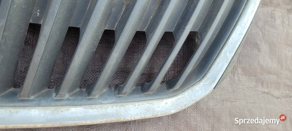 SKODA RAPID 12 ATRAPA GRILL 5JA853668 osobowe Ruda Śląska sprzedam