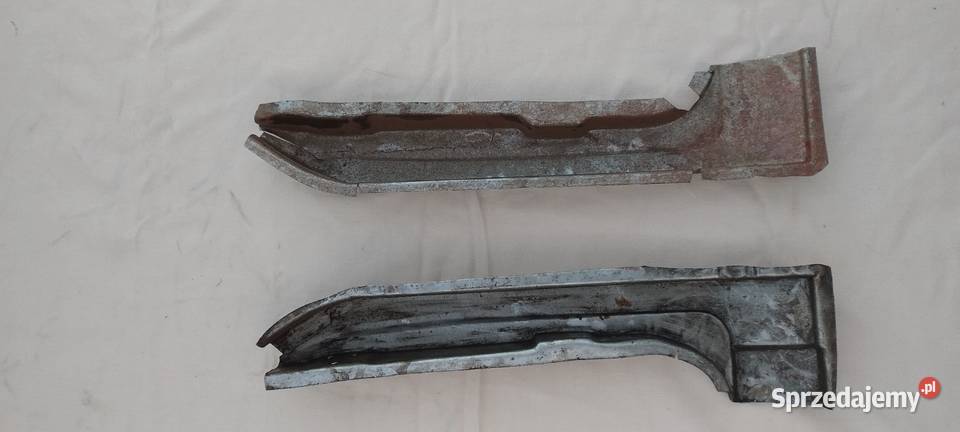 Fiat 125p poszycie zewnętrzne słupka przedniego części blacharskie Karoseria Karoseria Olesno